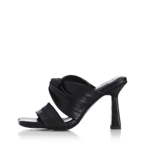 Alias Mae Sadie Heel in Black